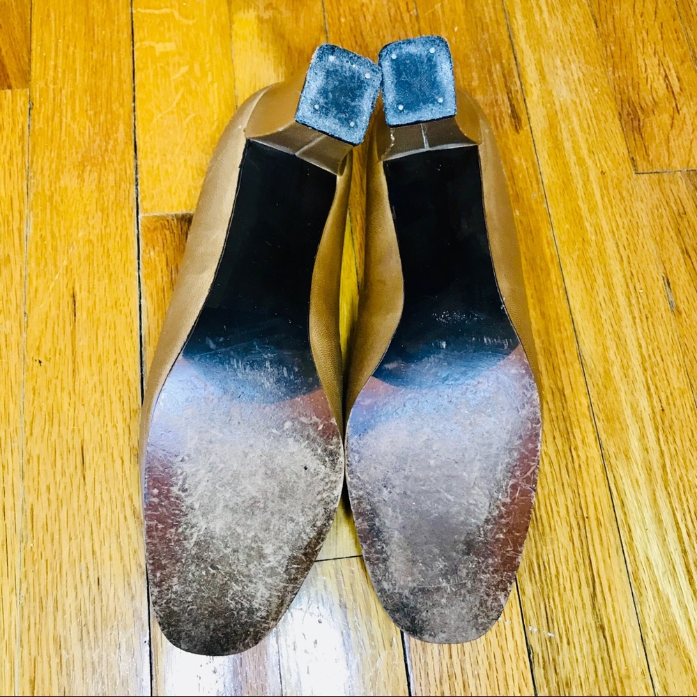 🐘 Mr. Seymour Vintage Camel Leather Pumps - Picture 6 of 6